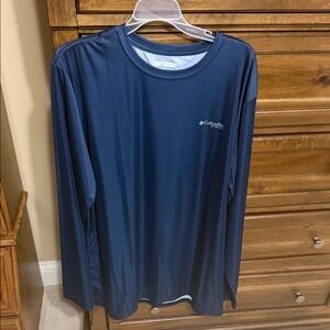 Columbia Men's Deep Blue Long Sleeve Tee